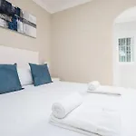 1 Bedroom Golden Banus, Walk Everywhere! Rdr305