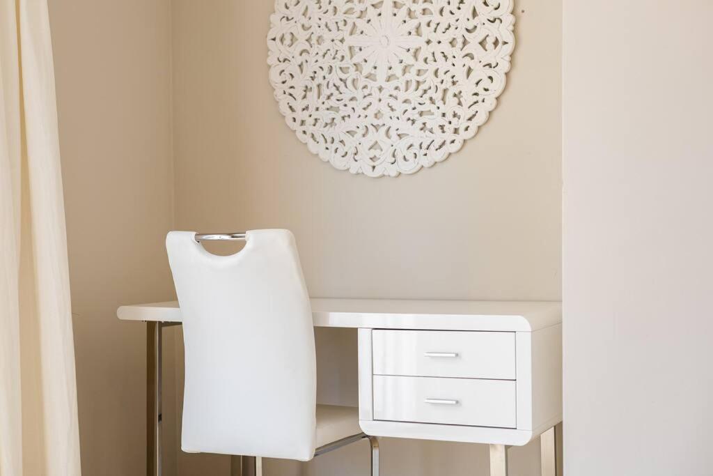 Apartamento 1 Bedroom Golden Banus, Walk Everywhere! Rdr305 *