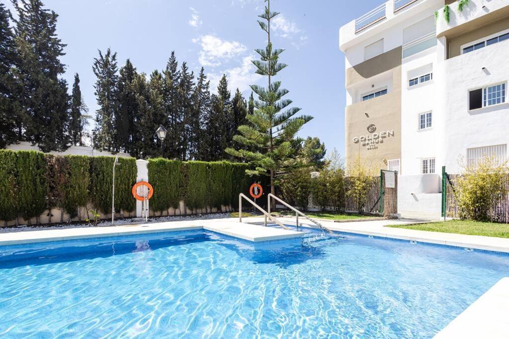 1 Bedroom Golden Banus, Walk Everywhere! Rdr305 Marbella