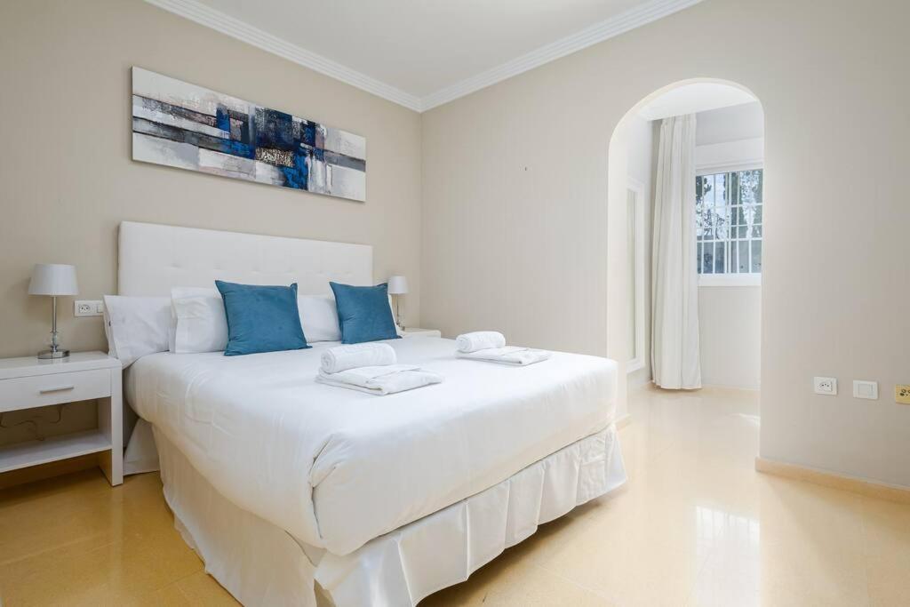 1 Bedroom Golden Banus, Walk Everywhere! Rdr305 Apartamento