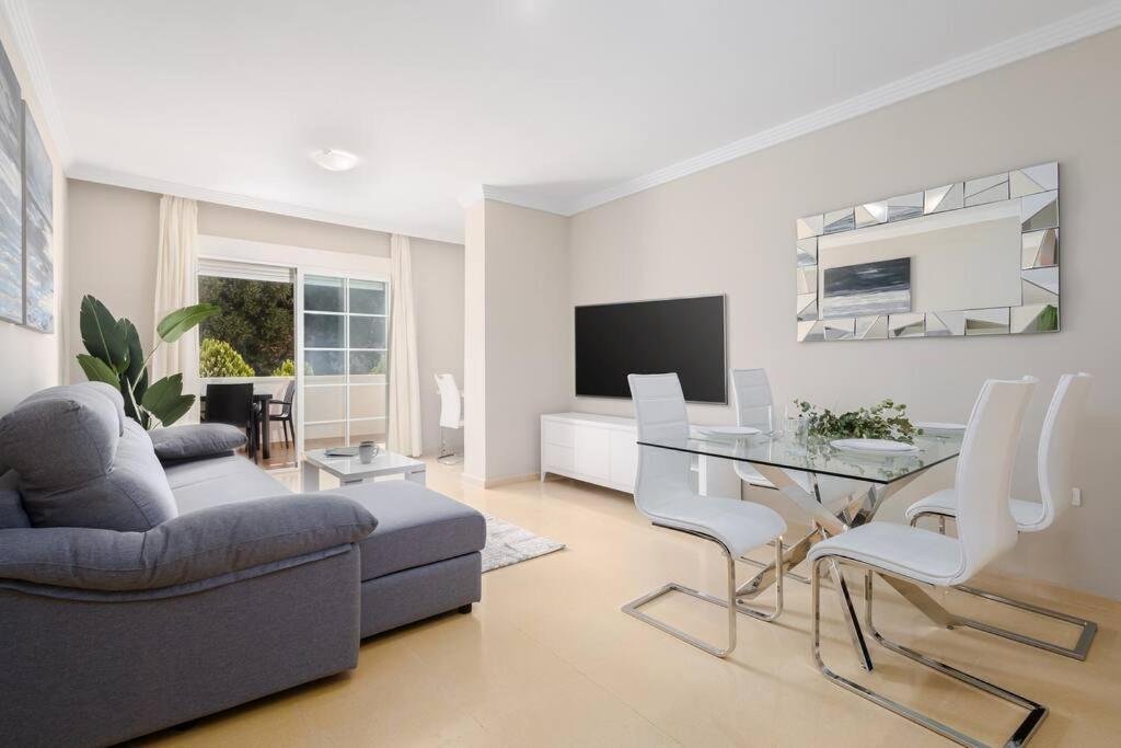 Apartamento 1 Bedroom Golden Banus, Walk Everywhere! Rdr305